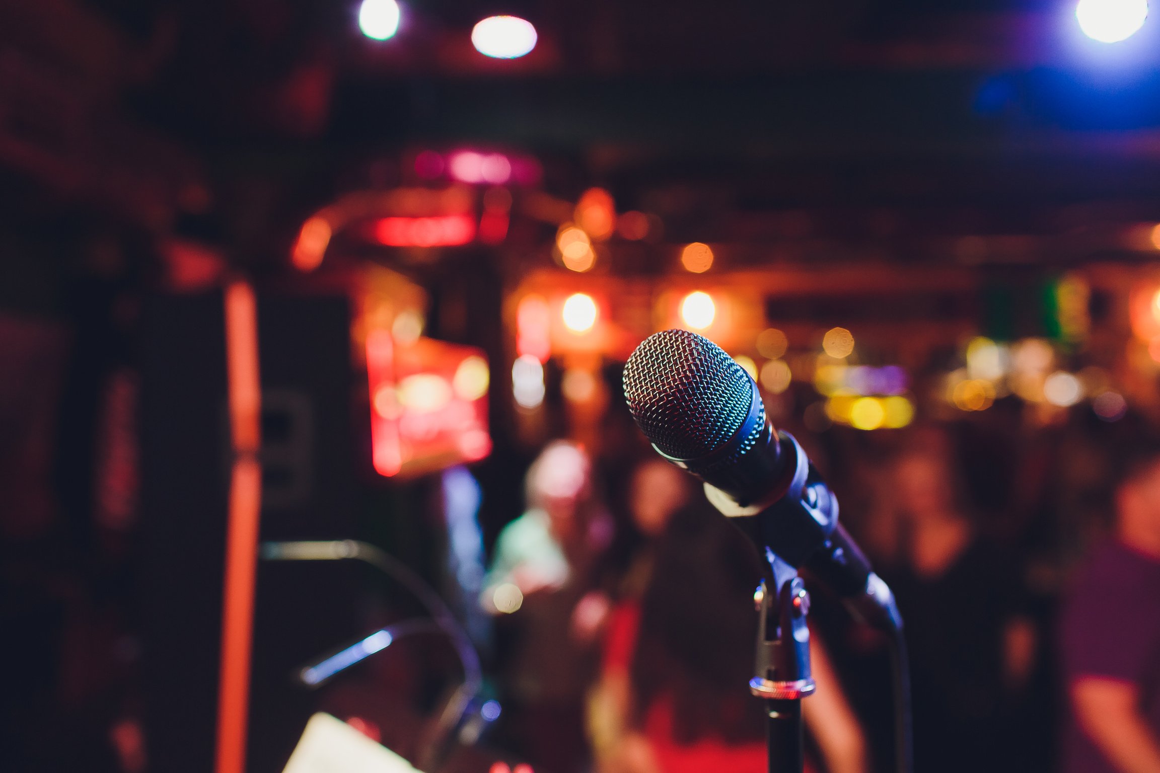 Microphone. Microphone close-up. A pub. Bar. A restaurant. Classical music. Music.